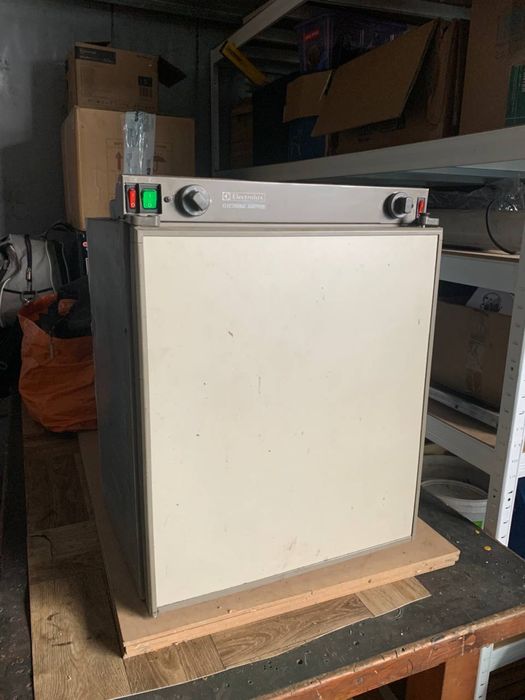 Lodówka do kampera electrolux