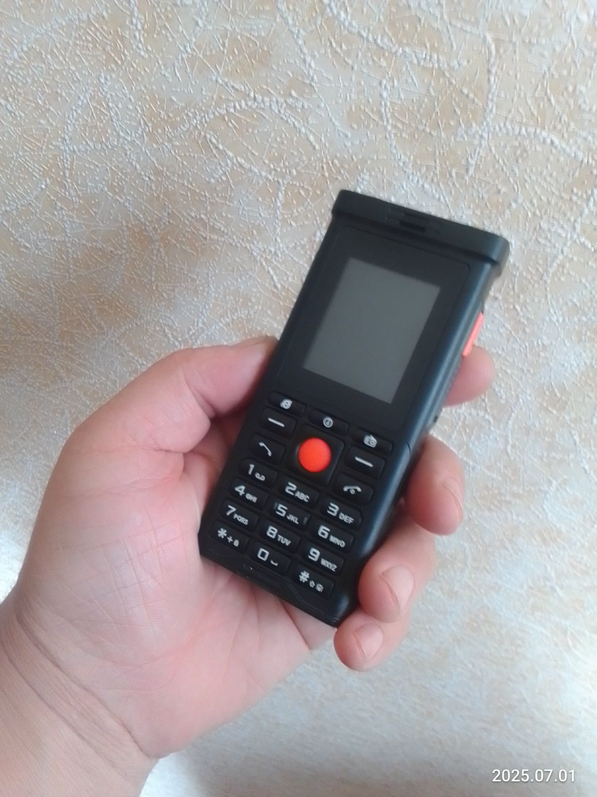 Мобільний телефон Servo S-G8800
