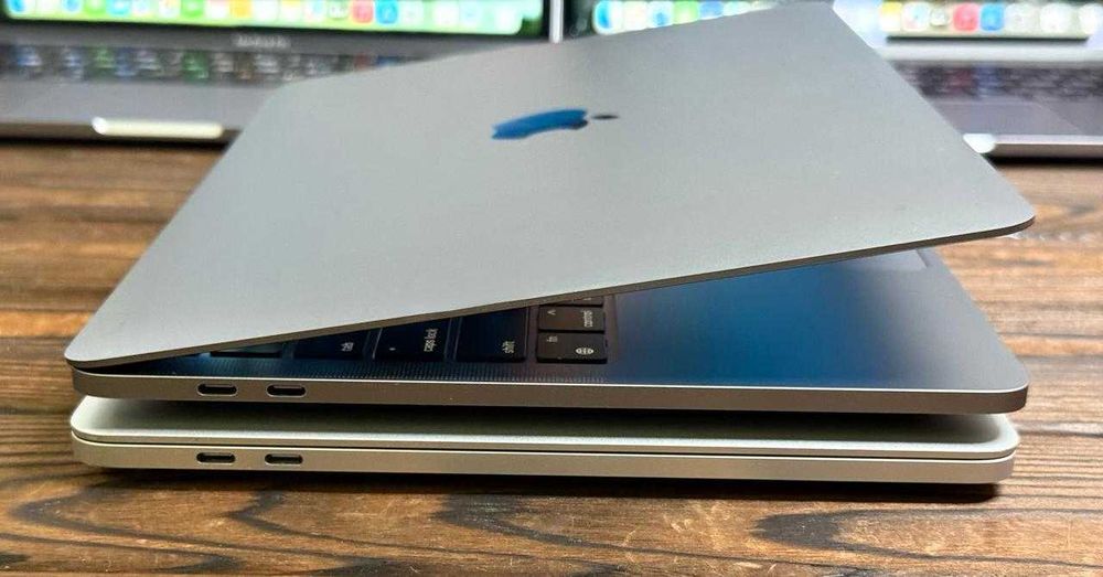 MacBook Pro 13 Mid 2020 Space M1 8/512 (MYD92) 550$ Гарантия