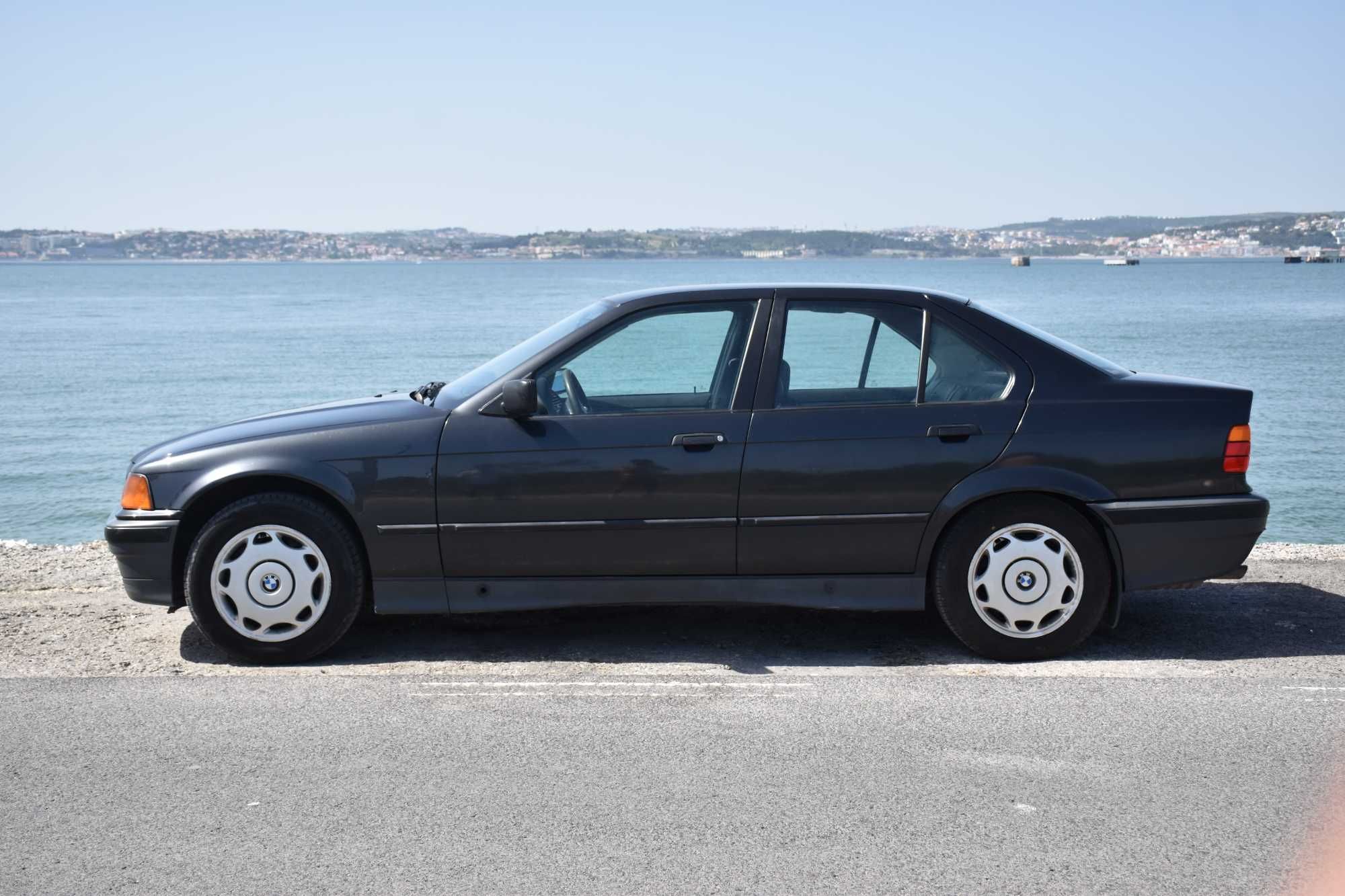 BMW E36 320i Clássico