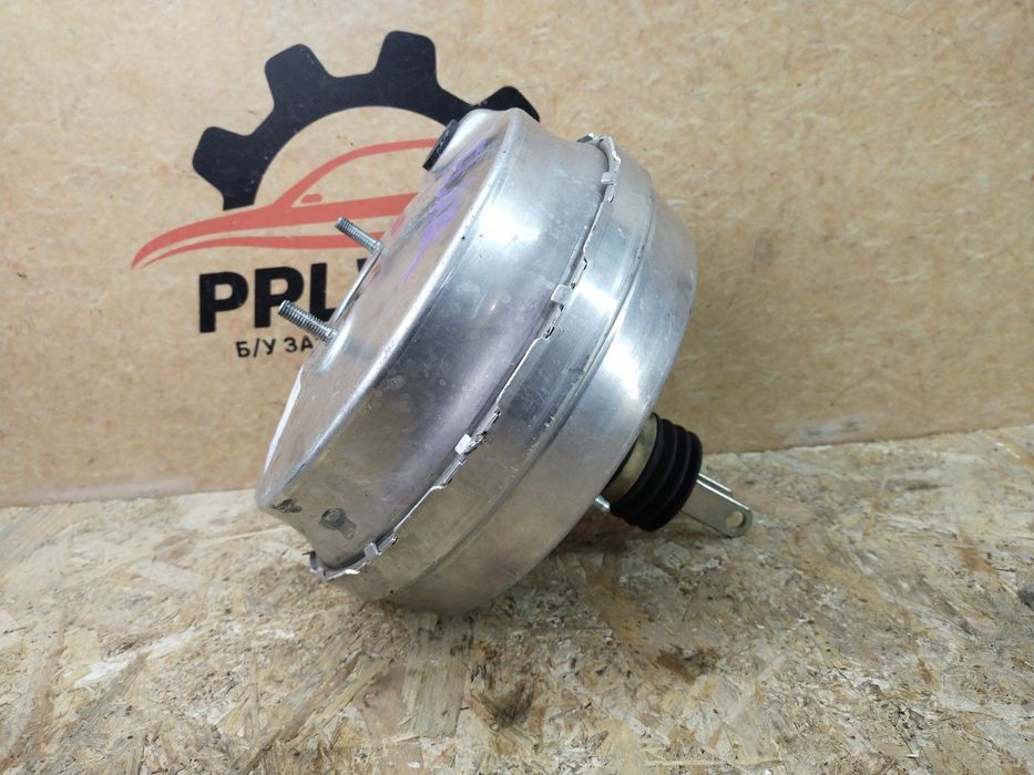 Land Rover Range Rover Velar L560 2017- вакуумный усилитель тормозов