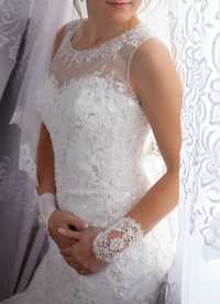 Свадебное платье фирмы Rozmarin