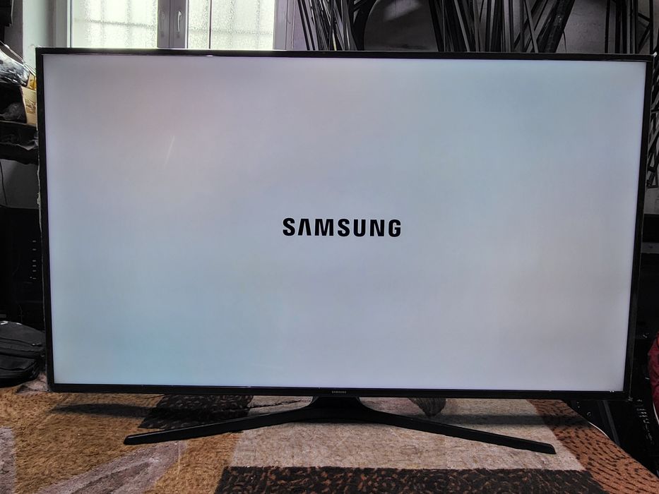Samsung 55" telewizor 4k smart tv YouTube Netflix wifi dvb-t2