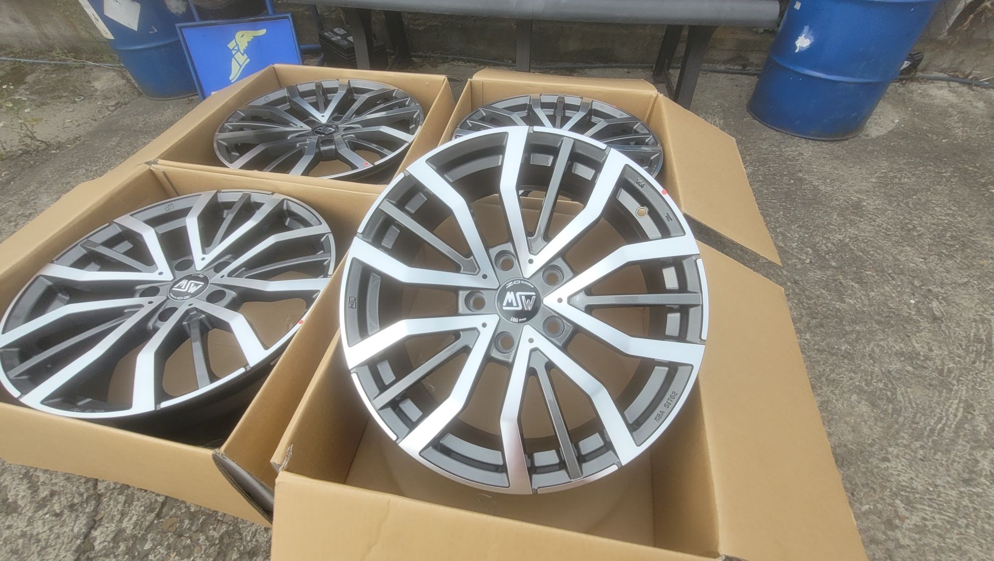 Felgi alumniowe 5x127 8j et 50 19" msw oz