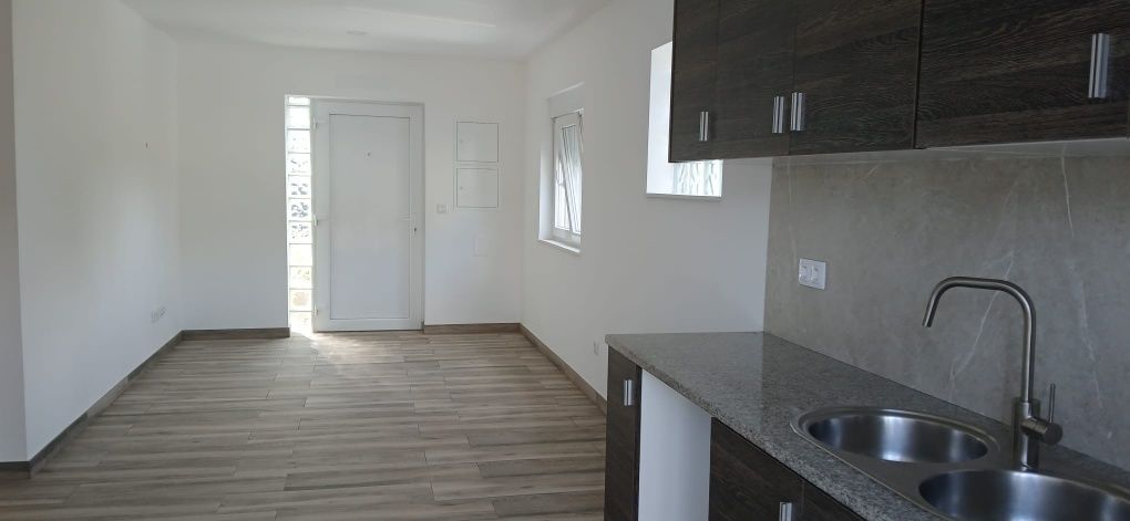 Alugo moradia t2