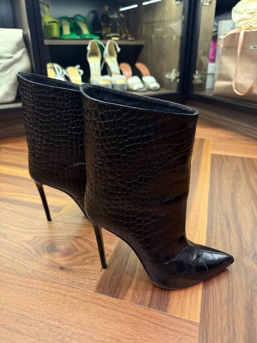 Крутезні Ботильйони