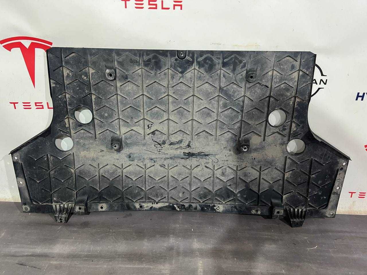Захист переднього підрамника-двигуна  Tesla X  1035158-00-D оригінал