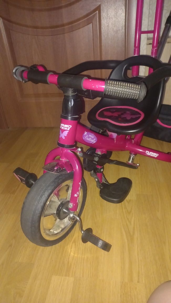 Велосипед коляска для дівчинки