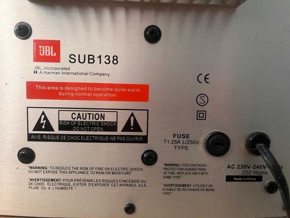 Subwoofer JBL SUB138