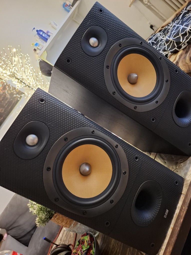 Kolumny B&W Dm602 S3