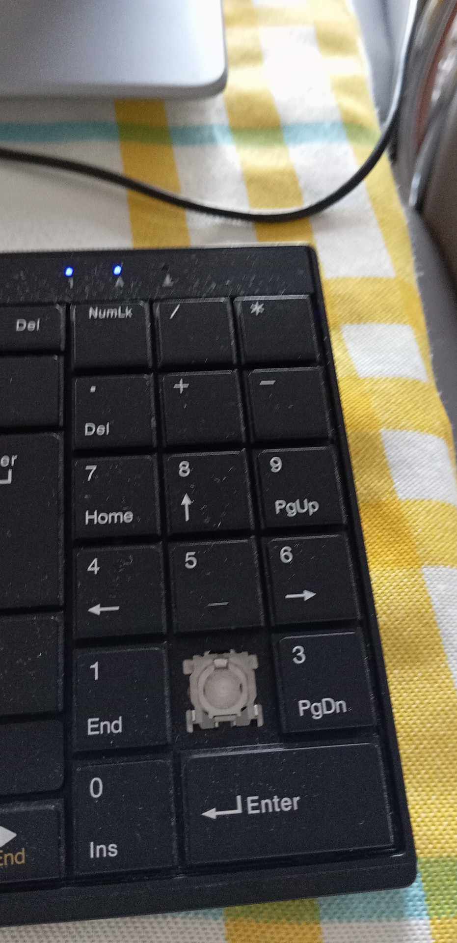 Vendo teclado MK Plus pequeno