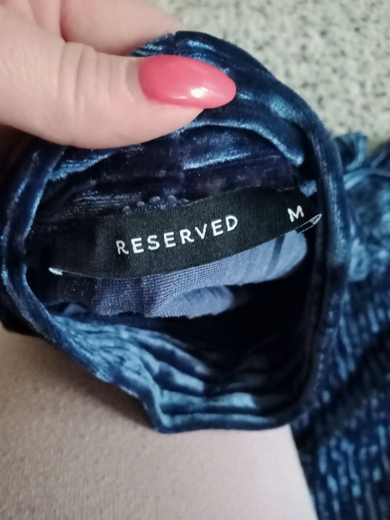 Sukienka Reserved M