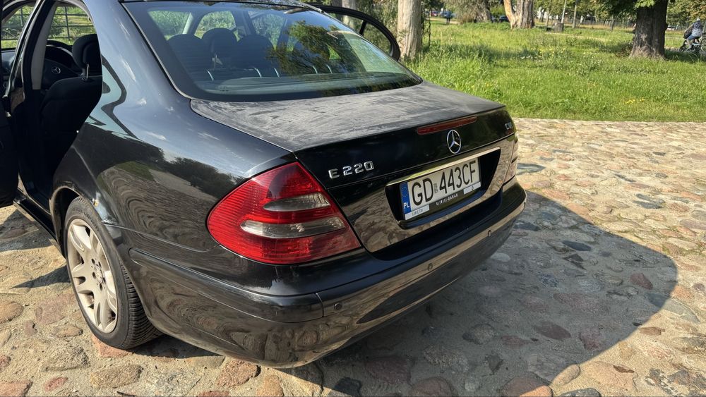 Mercedes W211 2.2CDI 6biegow Szyberdach