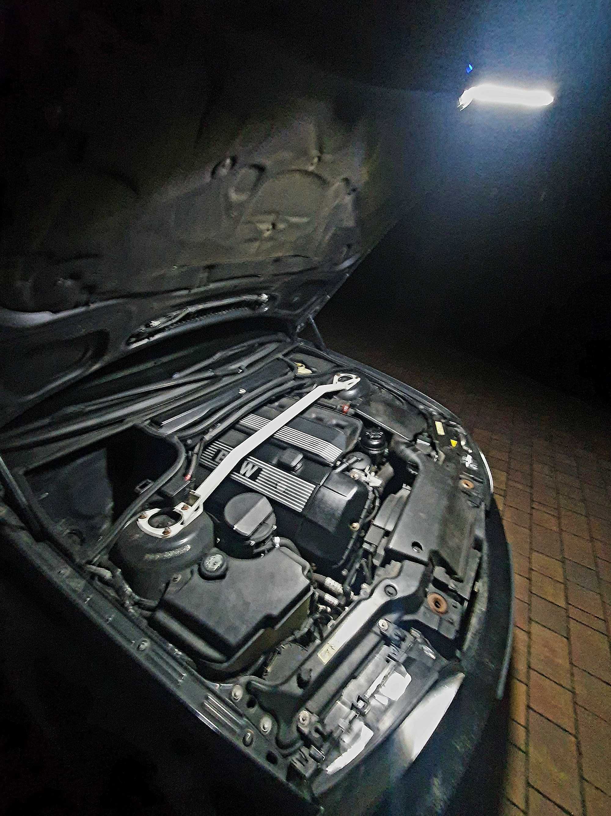 Lampa warsztatowa