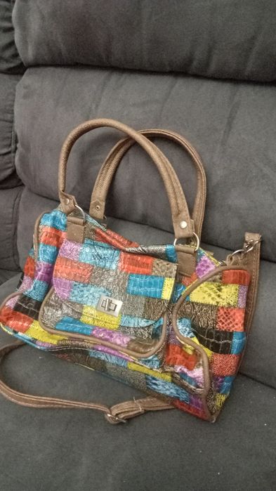 Mala a tiracolo nova