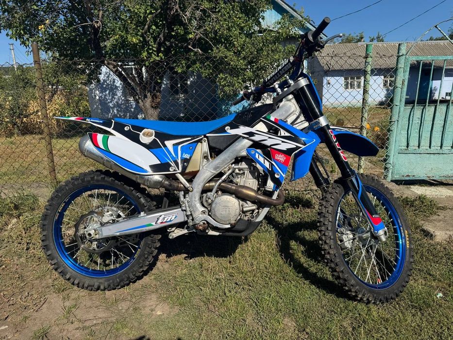 Продам кросовий мотоцикл ТМ 250