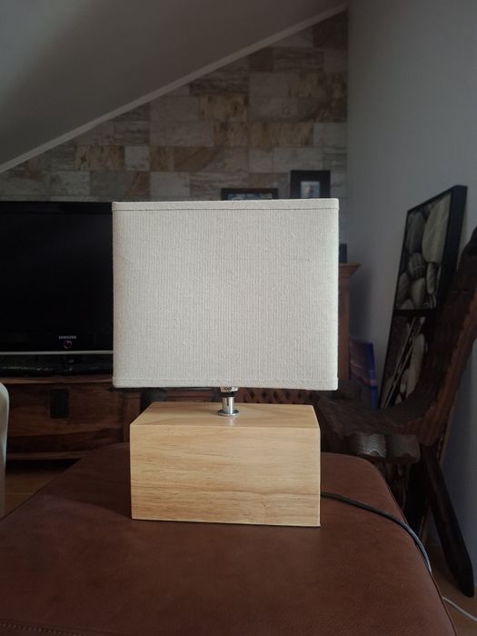 2 candeeiros de mesa de cabeceira