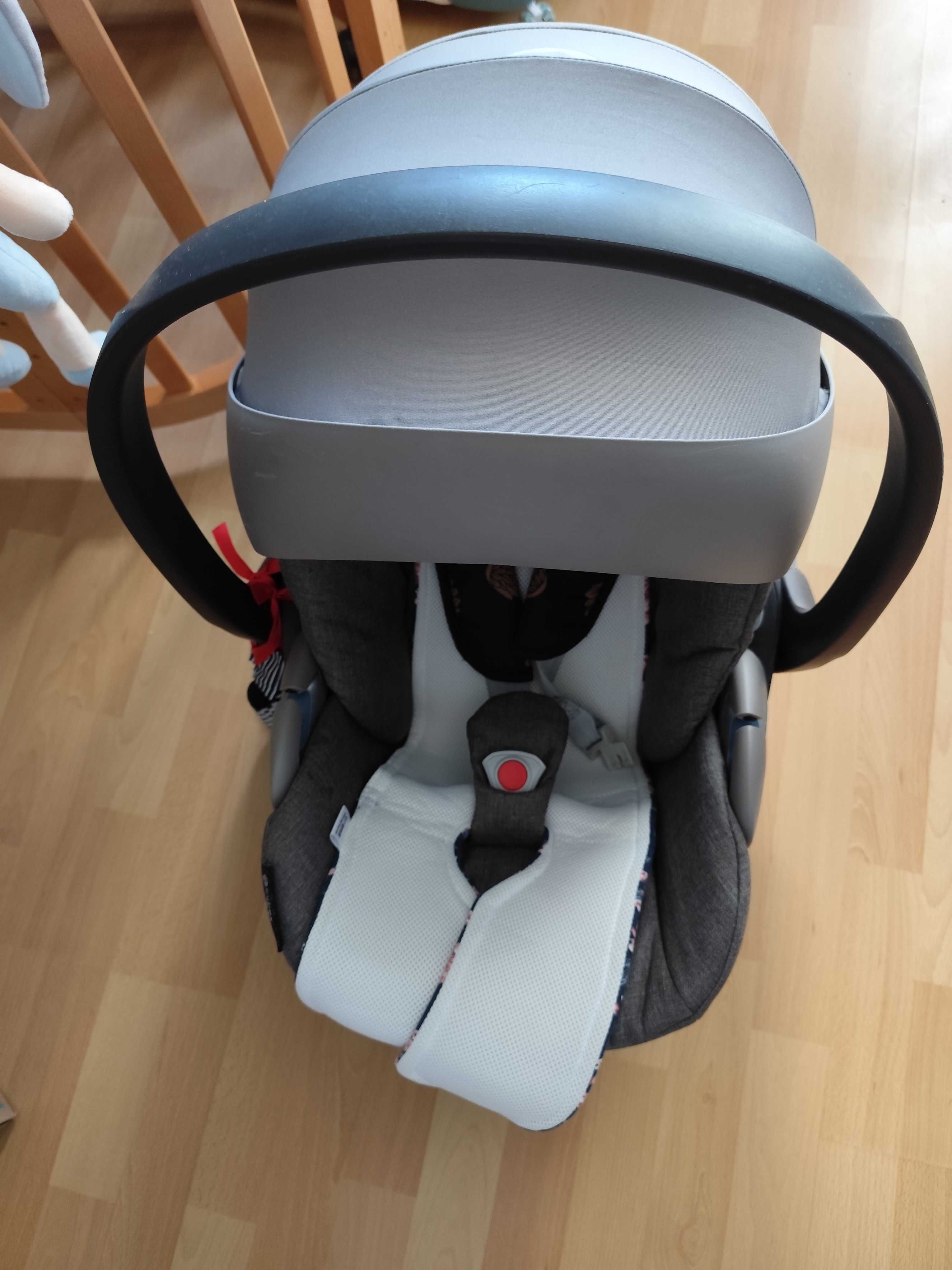 Fotelik Nosidełko Cybex Cloud Z I-Size 0-13kg razem z bazą