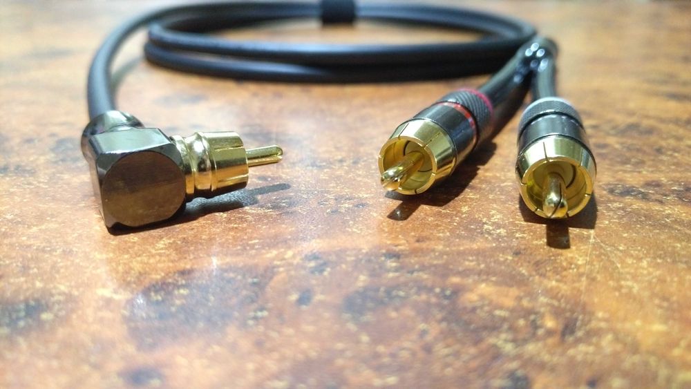 Hi-Fi сабвуферный Y-образный кабель RCA/2RCA Mogami Neglex W2534