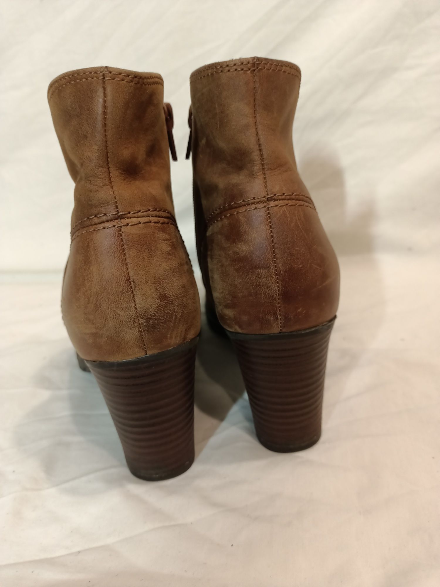 Clarks kozaki botki roz 38 dł wkł 23,5 cm