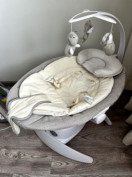 Заколисуючий центр Carrello Hobby