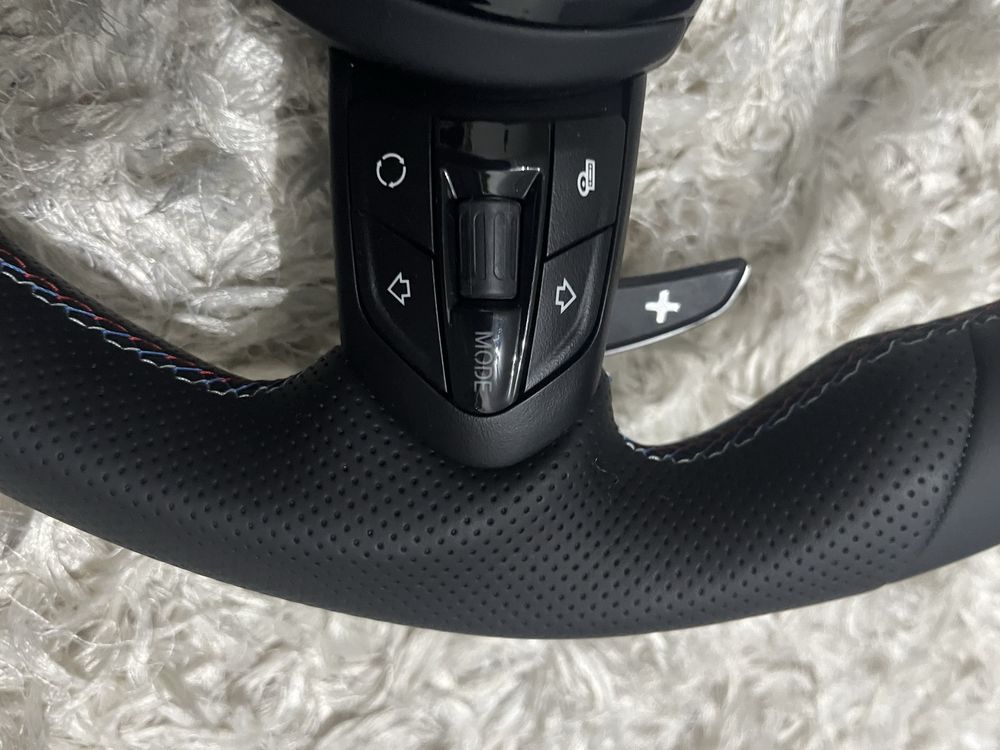 Volante BMW M ( e81, e82, e84, e87, e88, e90, e91, e92, e93 e outros)