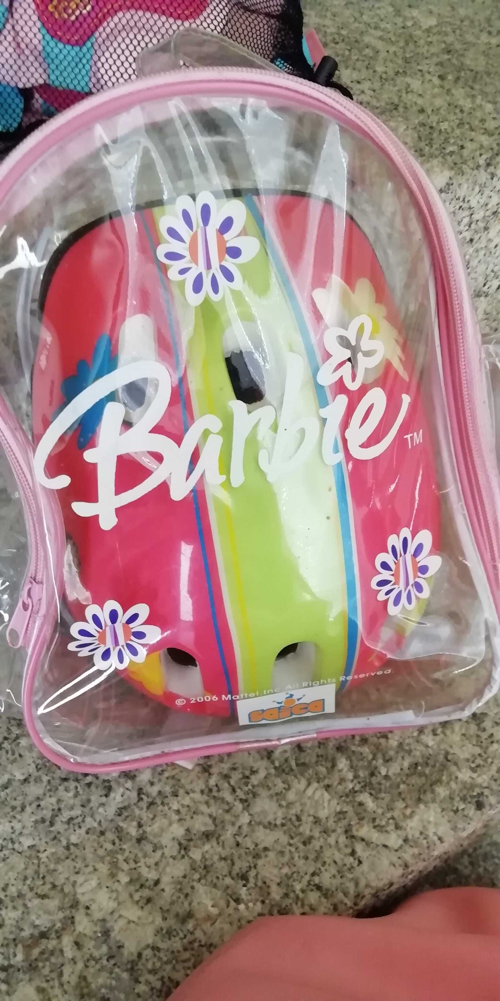 Patins em linha Decathlon com acessórios barbie