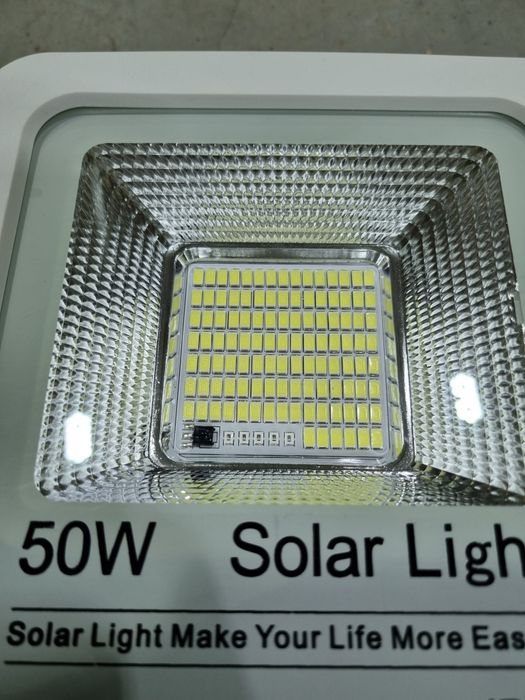 Lampa solarna VÖGLER GmBh 50W neutral, sensor zmierzchu