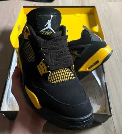 Butymęskiedamskie_Jordan4R_etr_oThunder R.44