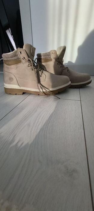 Продам черевики дем сезон