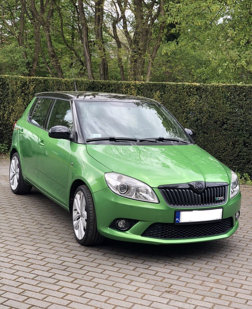 Skoda Fabia RS 180 KM, manetki, automat, alufelgi