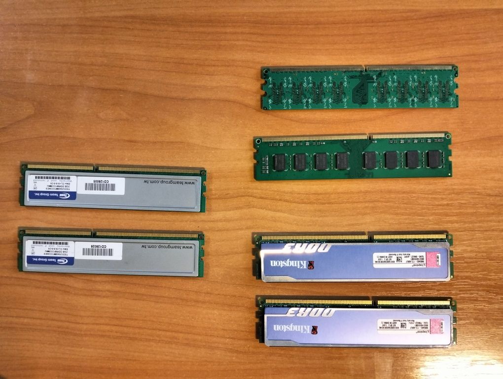 Оперативная память DDR-3, DDR-2.