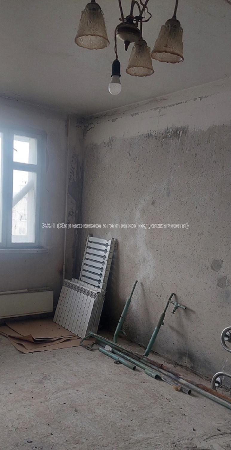 Продам 1к кв на Роганском жилмассиве. М64