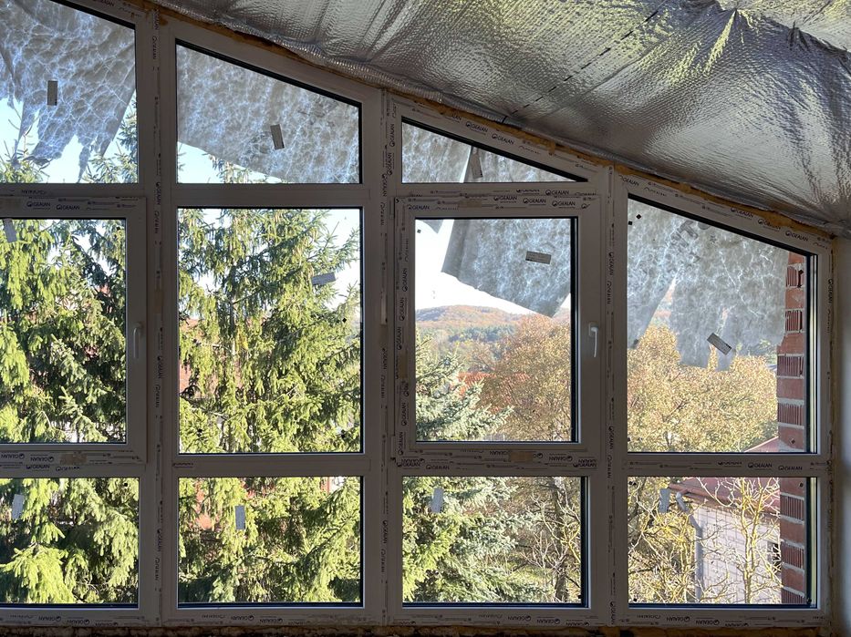 Продаж 2к квартири 92 кв. м на вул. Бурденка 18, кв. 6