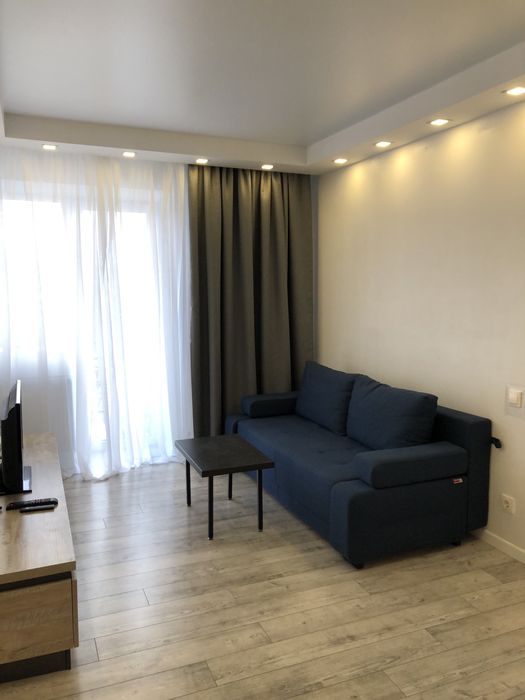 подобово 1к. квартира центр 4 спальних місця центр, апартаменти оренда