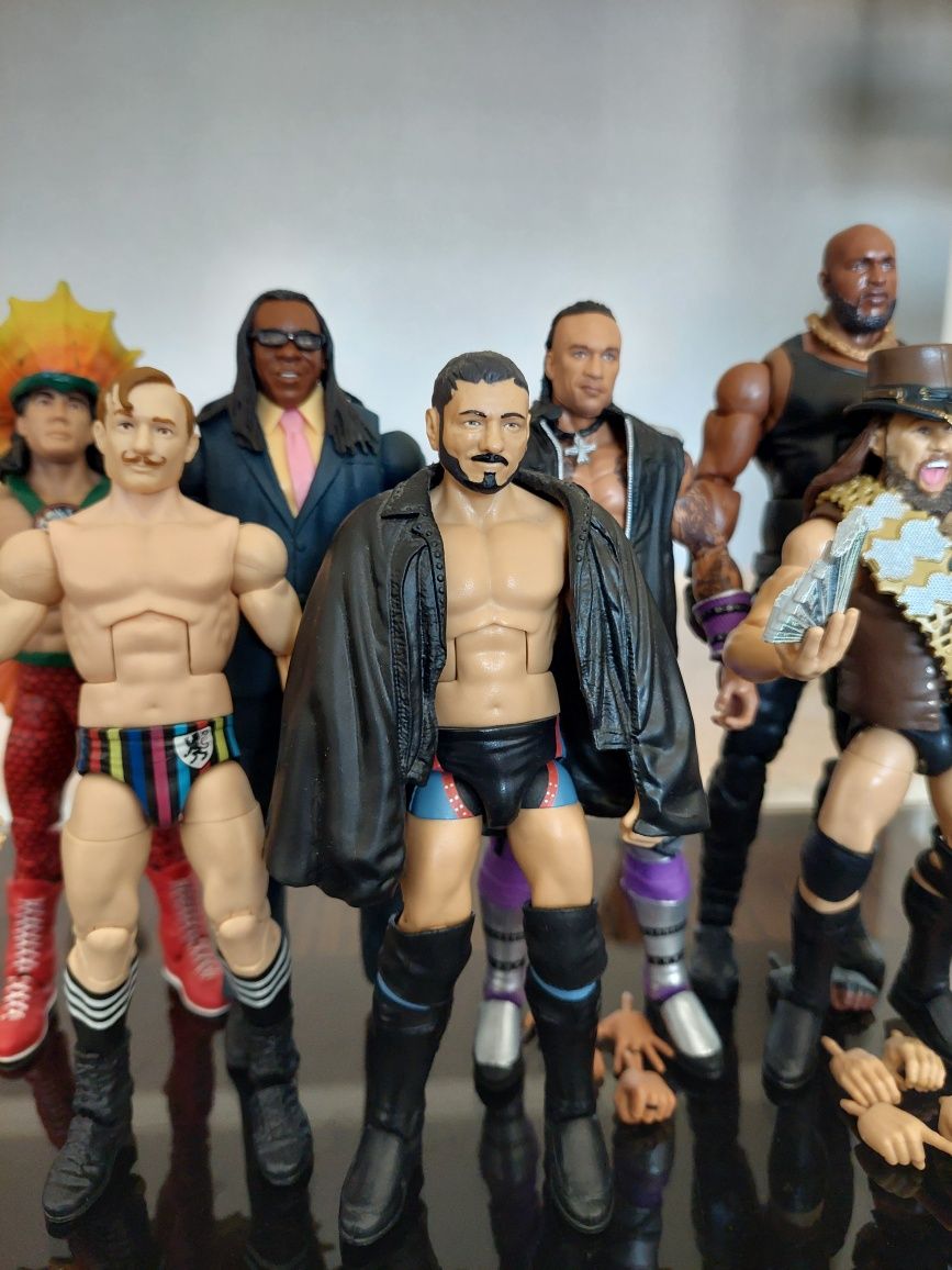 WWE Elite vários bonecos