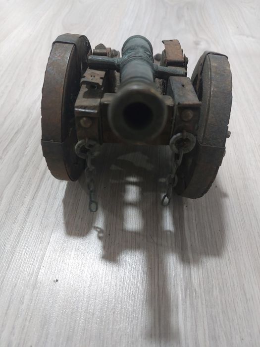 Pequeno Canhão de Bronze sec XX