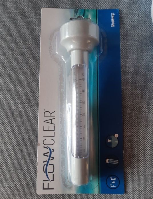 Komplet nowa bojka na tabletki do basenu oraz termometr basenowy 
term