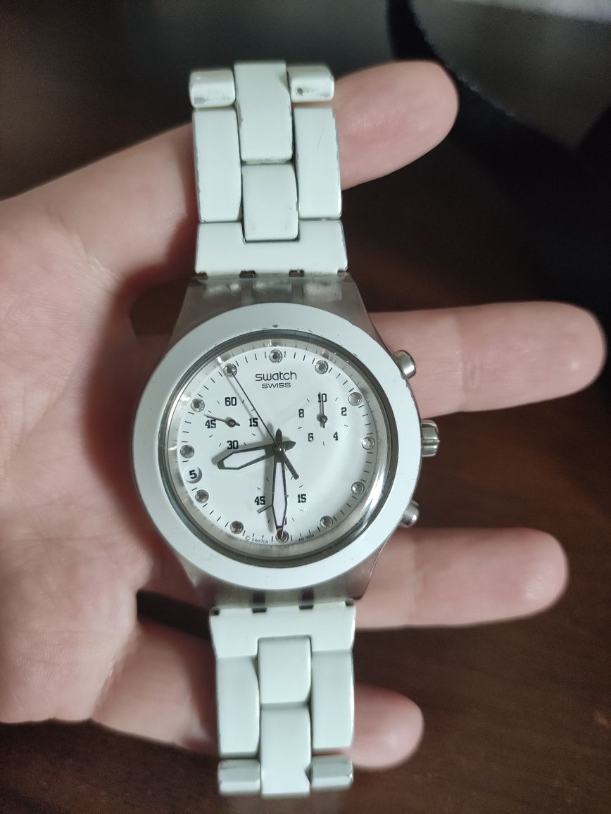 Продам часы Swatch