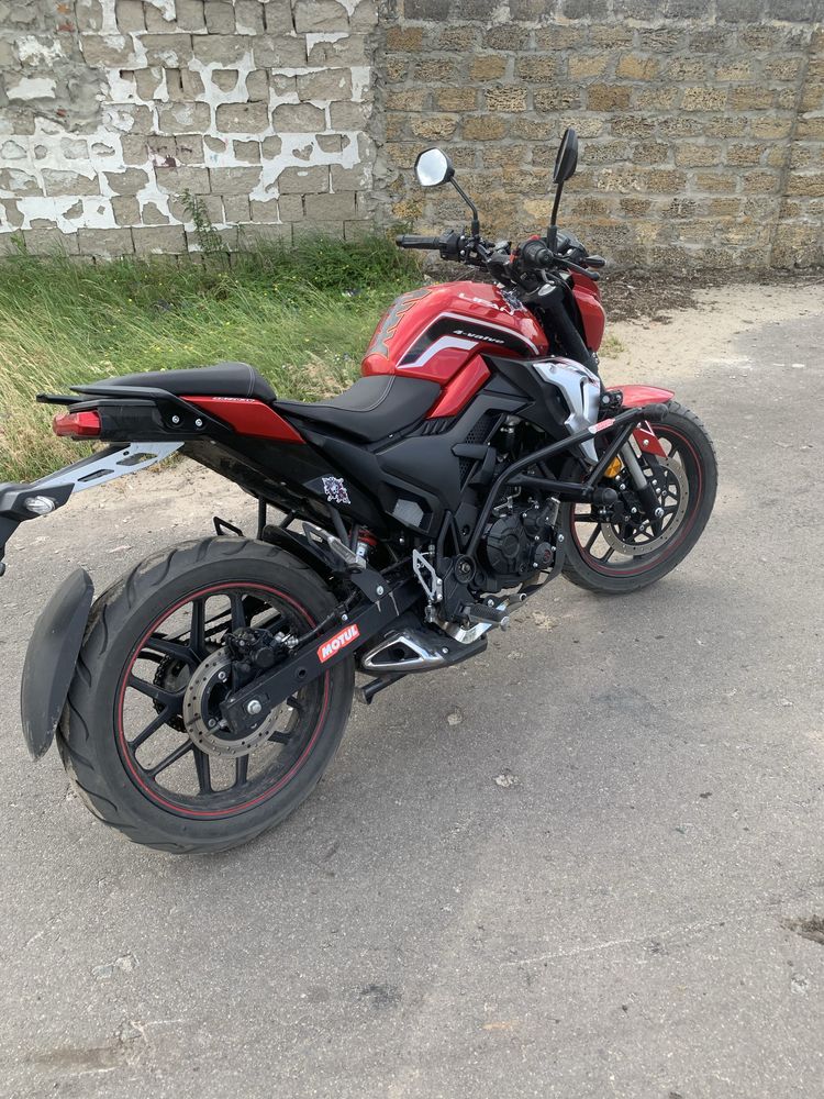 В продажі Ліфан ср220