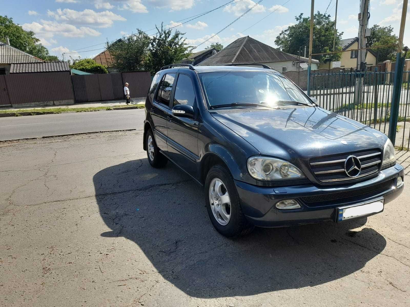 Mercedes-Benz ML-270 в ідеальному технічному стані