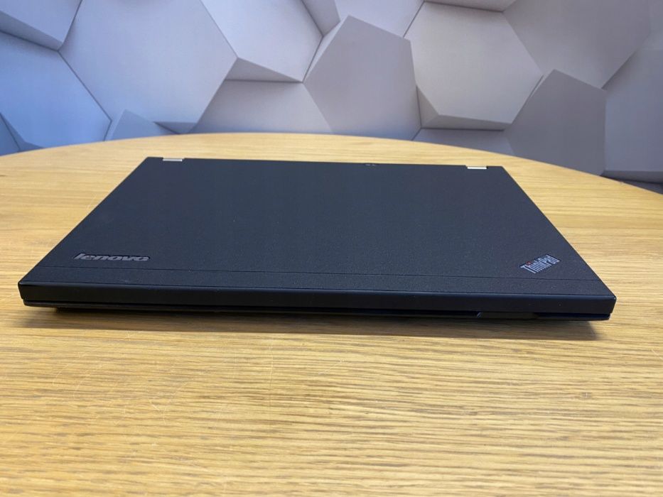 Laptop Lenovo x220 i5 4GB ramu 120GB SSD Windows 10 idealny do nauki