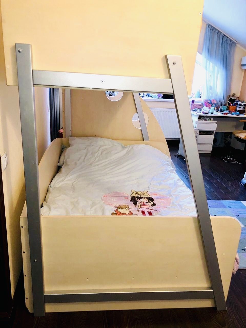 Ліжко двохярусне для дітей
