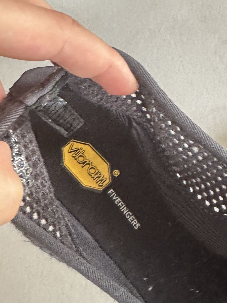 Vibram five fingers