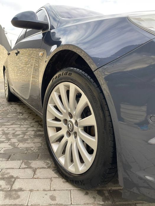 Opel Insignia Sports Tourer 2009 1.6