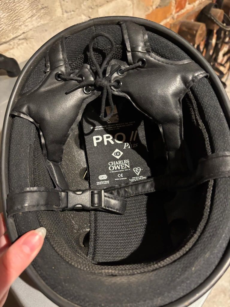 Skorupa Charles Owen Pro 2 plus