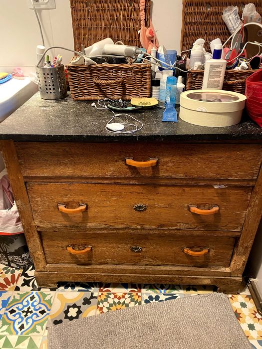 Sprzedam komplet mebli do renowacji