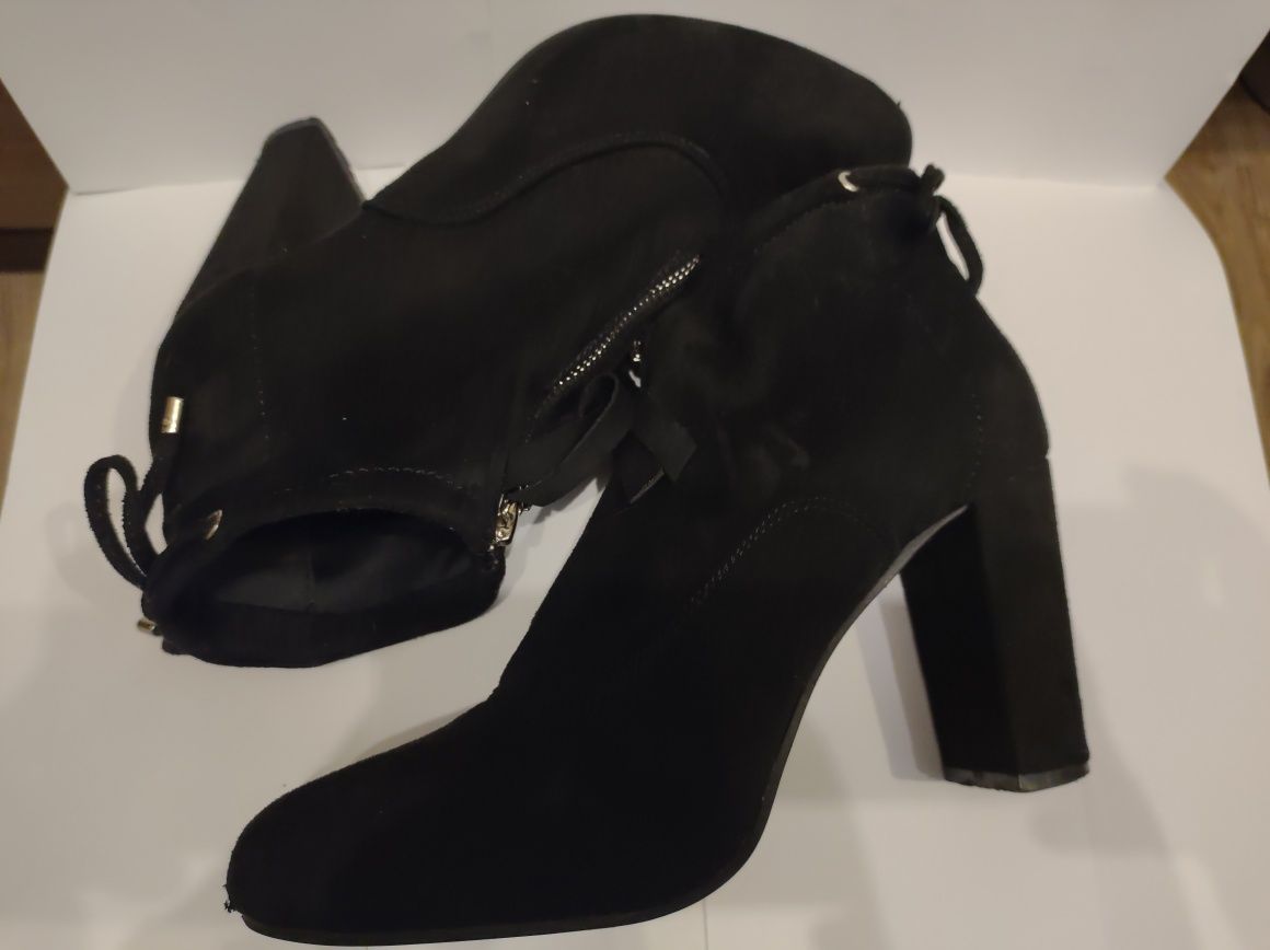 Oddam za darmo buty Botki zamszowe czarne rozmiar 39 Jenny Fairy