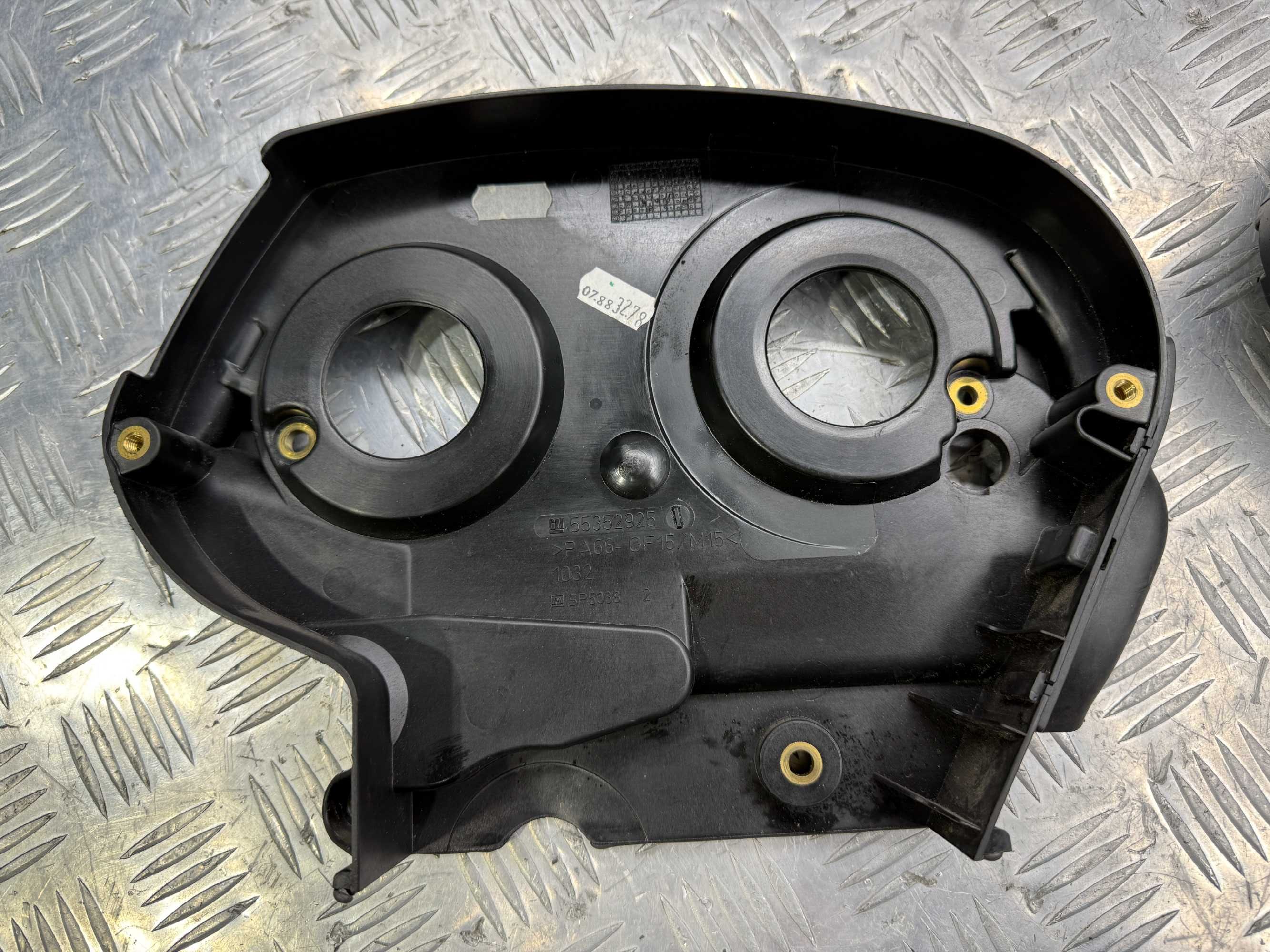 Защита Кожух ремня ГРМ opel zafira b astra h 1.6 55352925