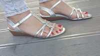 Graceland srebrne nowe sandałki na koturnie 38 %